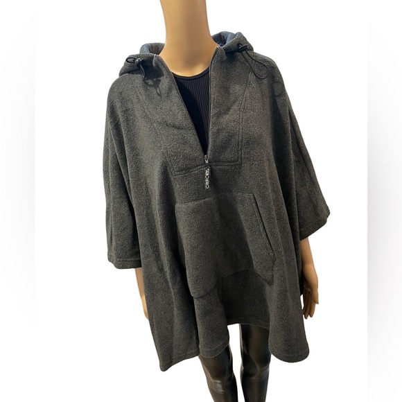 Adorable AF vintage fleece poncho 🩷😍 - Picture 11 of 12